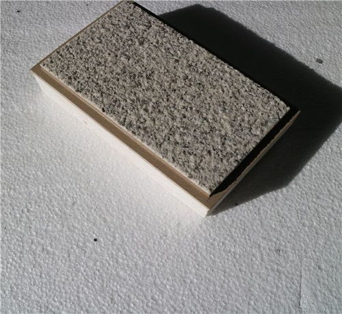 仿石材保溫裝飾一體板的優(yōu)點和用途